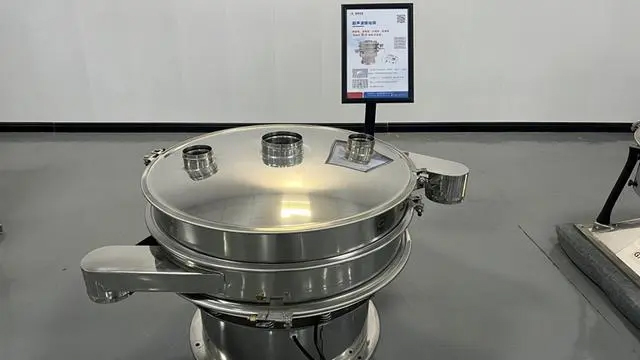 【光明網】河南新鄉：向“新”而行 搶占產業發展先機.jpg